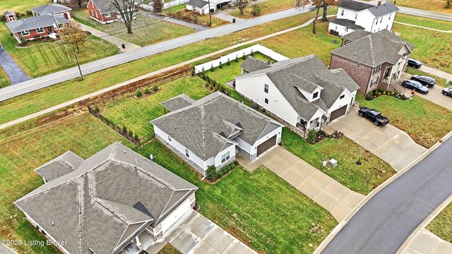 7913 Cultivator Ct, Louisville, KY 40291