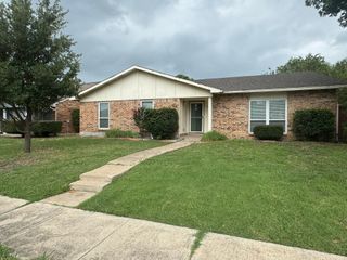 6808 Fryer Street, The Colony, TX 75056