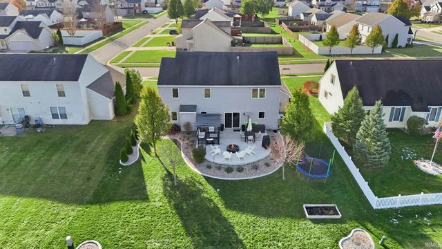 910 Honey Willow Boulevard, Huntertown, IN 46748