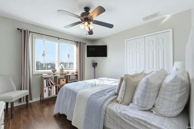 910 Honey Willow Boulevard, Huntertown, IN 46748