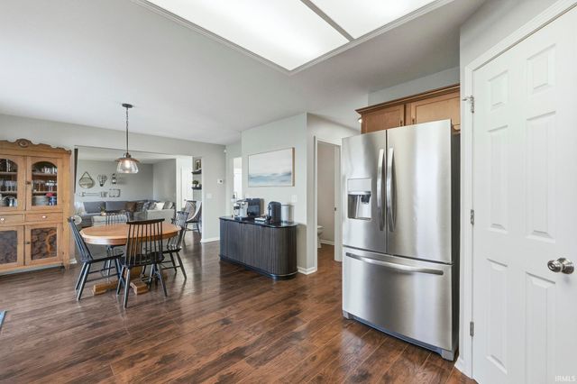 910 Honey Willow Boulevard, Huntertown, IN 46748