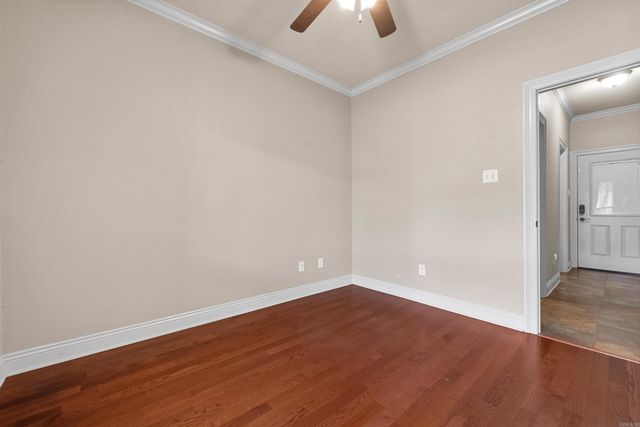 164 Crystal Lake Rd, Austin, AR 72007