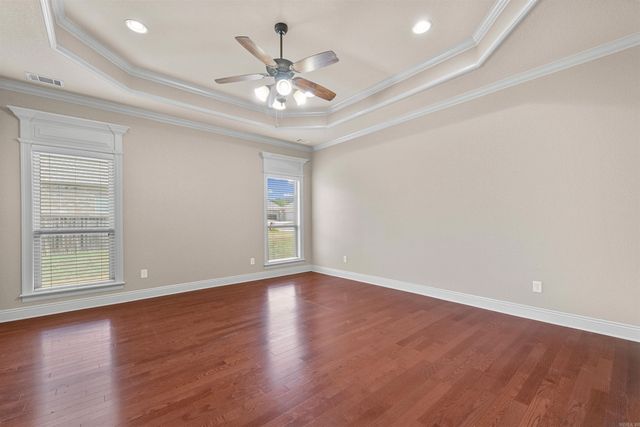 164 Crystal Lake Rd, Austin, AR 72007