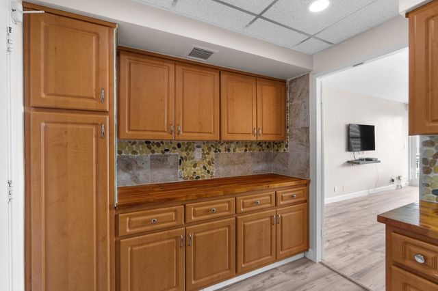 3300 NE 36th Street 920, Fort Lauderdale, FL 33308