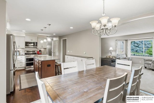 13329 Woolworth Avenue, Omaha, NE 68144