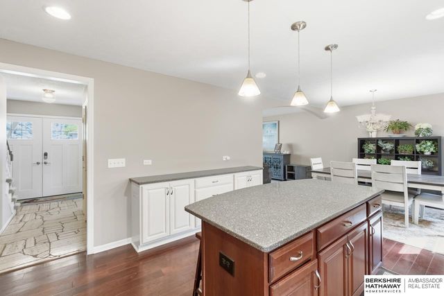 13329 Woolworth Avenue, Omaha, NE 68144