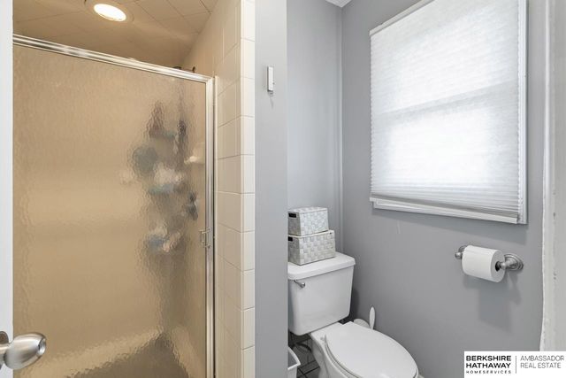 13329 Woolworth Avenue, Omaha, NE 68144
