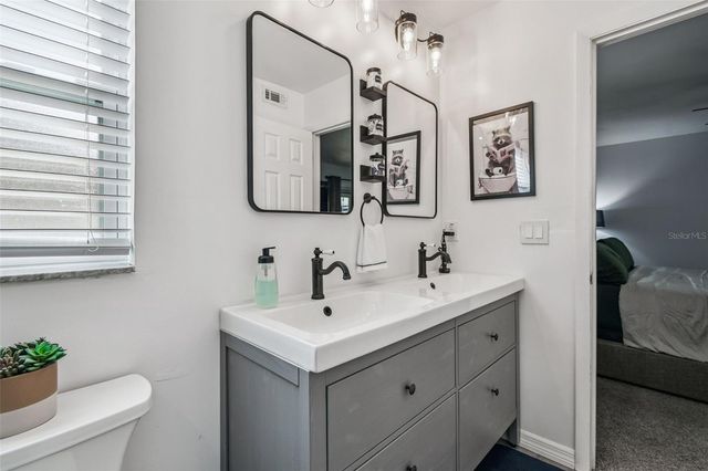 1729 LAKE CREST AVENUE, Brandon, FL 33510