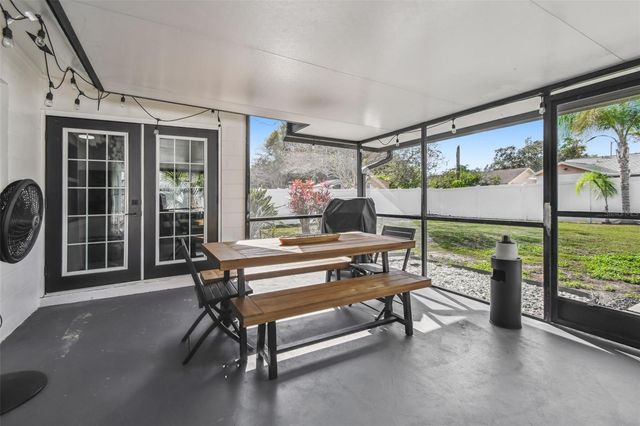 1729 LAKE CREST AVENUE, Brandon, FL 33510