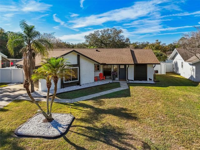 1729 LAKE CREST AVENUE, Brandon, FL 33510