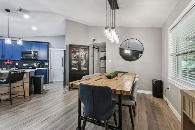 1729 LAKE CREST AVENUE, Brandon, FL 33510