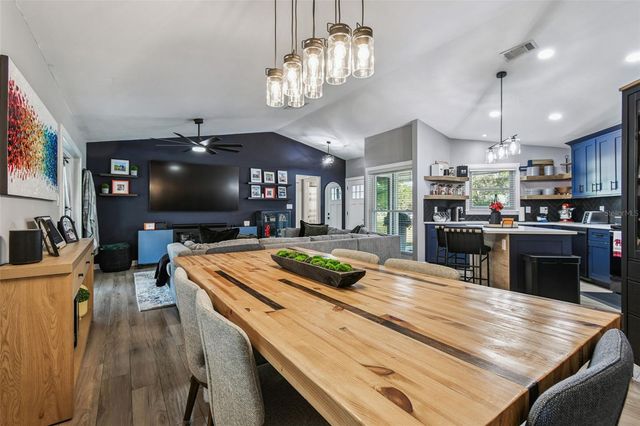 1729 LAKE CREST AVENUE, Brandon, FL 33510