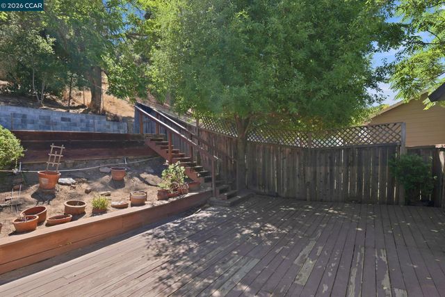 3841 Alhambra Way, Martinez, CA 94553