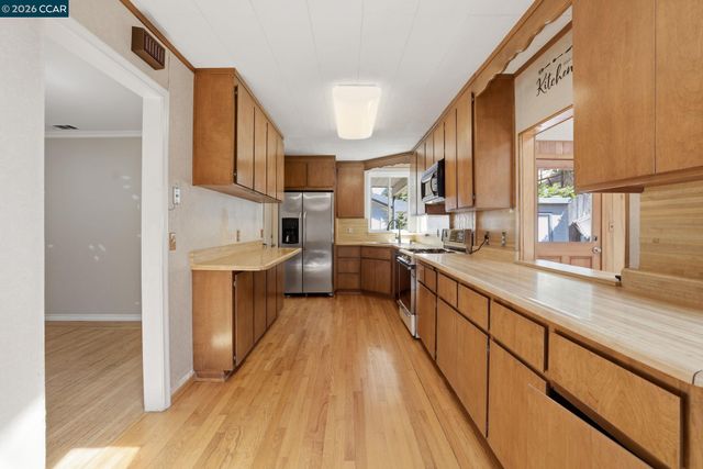3841 Alhambra Way, Martinez, CA 94553