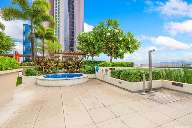 555 South Street 807, Honolulu, HI 96813