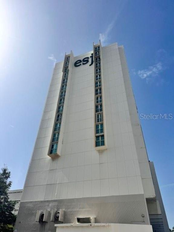 Image 17 of property listing at ESJ Tower 176, Carolina, PR 00979