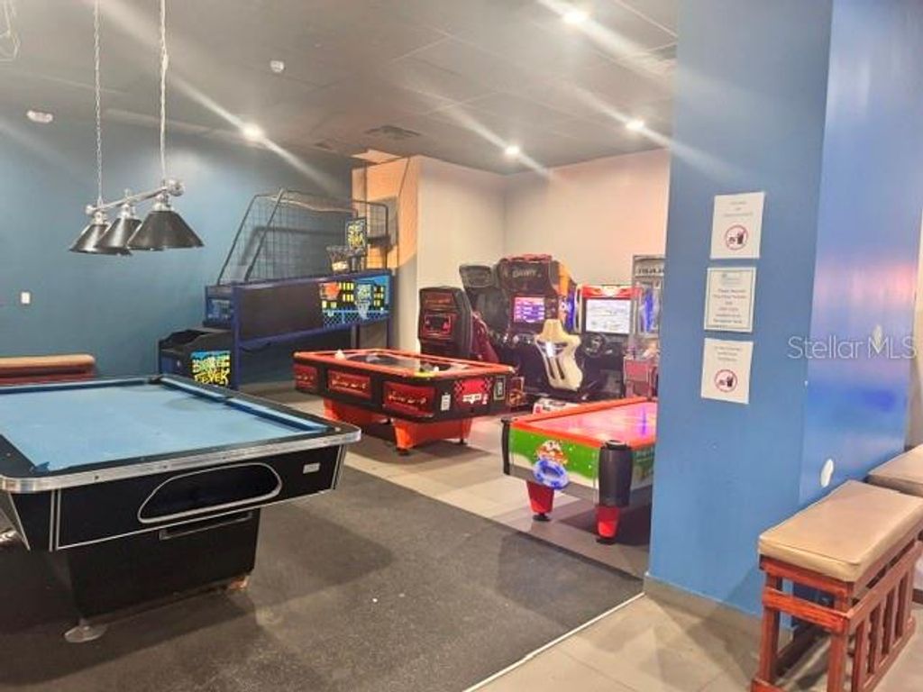 Image 20 of property listing at ESJ Tower 176, Carolina, PR 00979