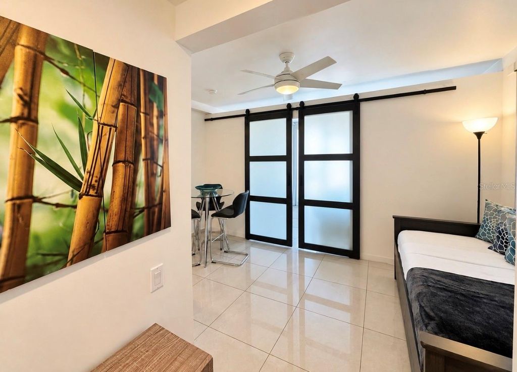 Image 3 of property listing at ESJ Tower 176, Carolina, PR 00979