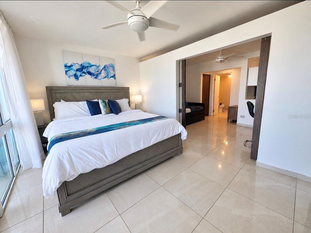 Image 4 of property listing at ESJ Tower 176, Carolina, PR 00979