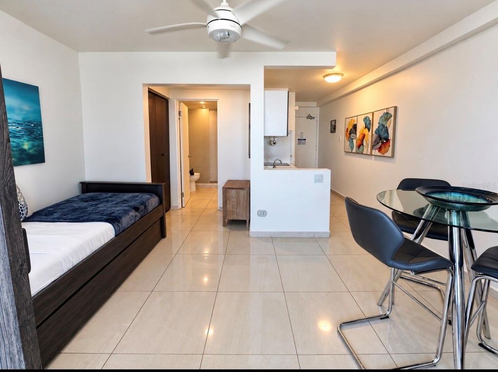 Image 7 of property listing at ESJ Tower 176, Carolina, PR 00979