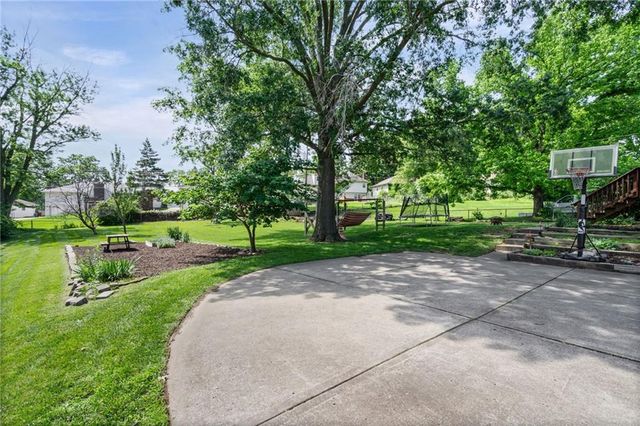 12115 E 61st Street, Kansas City, MO 64133