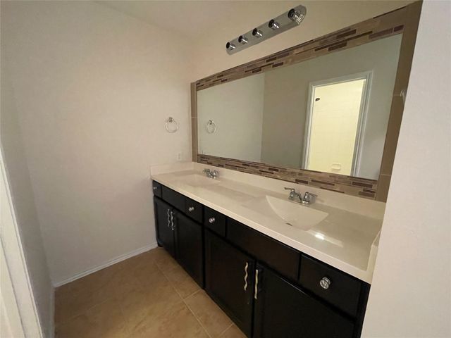 1609 Settlement Way, Aubrey, TX 76227