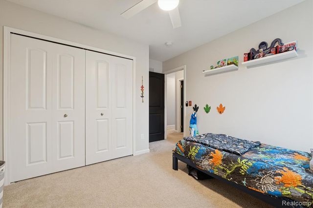 48138 Manhattan Drive, Macomb, MI 48042