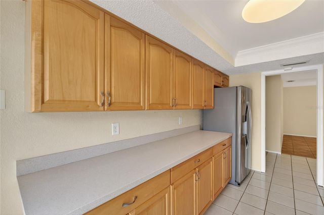 3501 N VILLAGE COURT 220, Sarasota, FL 34231