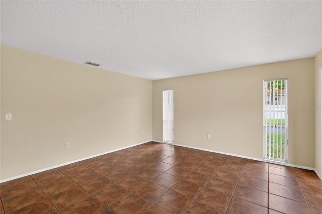 3501 N VILLAGE COURT 220, Sarasota, FL 34231