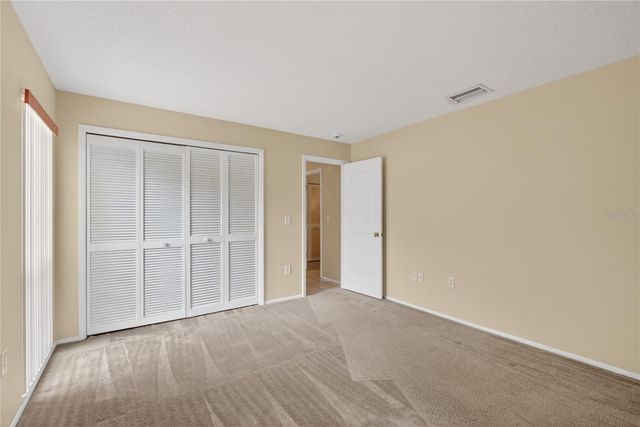 3501 N VILLAGE COURT 220, Sarasota, FL 34231