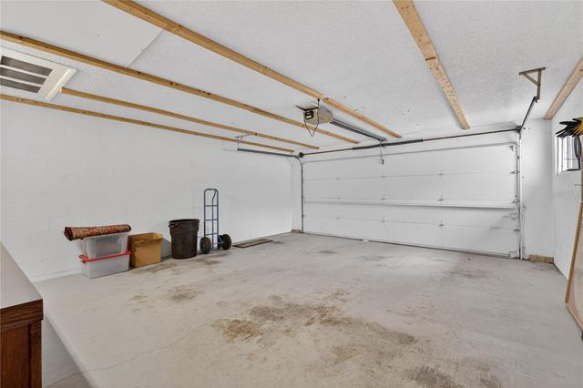 3501 N VILLAGE COURT 220, Sarasota, FL 34231