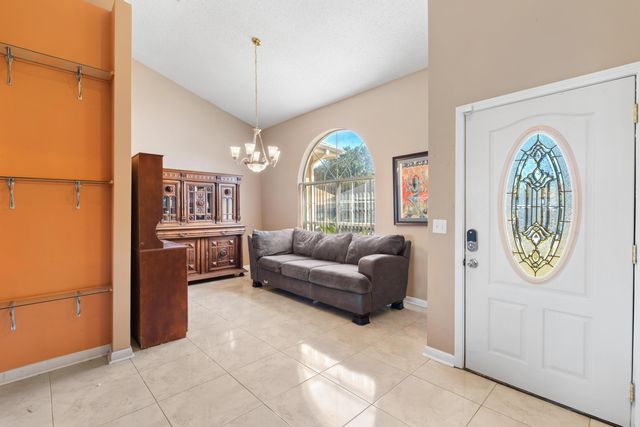 46 Brenda Lane, Mary Esther, FL 32569