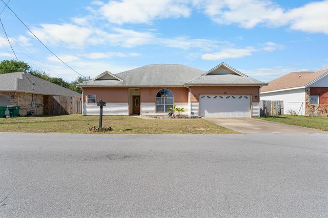 46 Brenda Lane, Mary Esther, FL 32569