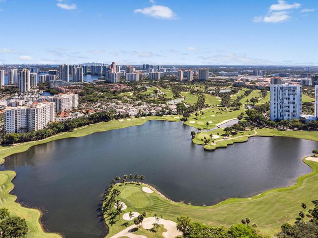 3701 N Country Club Drive 404, Aventura, FL 33180