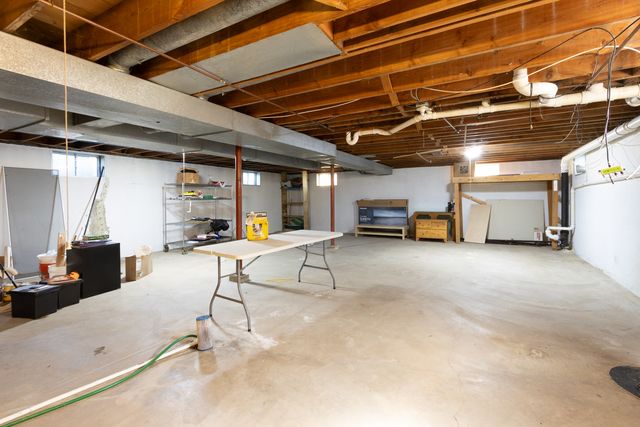 411 E Main Street, Cary, IL 60013