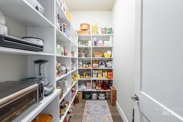 3866 W Daphne St, Meridian, ID 83646