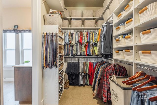 3866 W Daphne St, Meridian, ID 83646