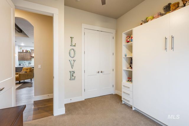 3866 W Daphne St, Meridian, ID 83646