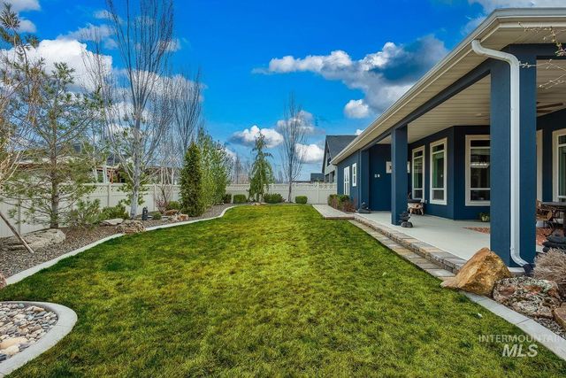 3866 W Daphne St, Meridian, ID 83646