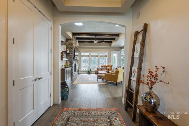 3866 W Daphne St, Meridian, ID 83646