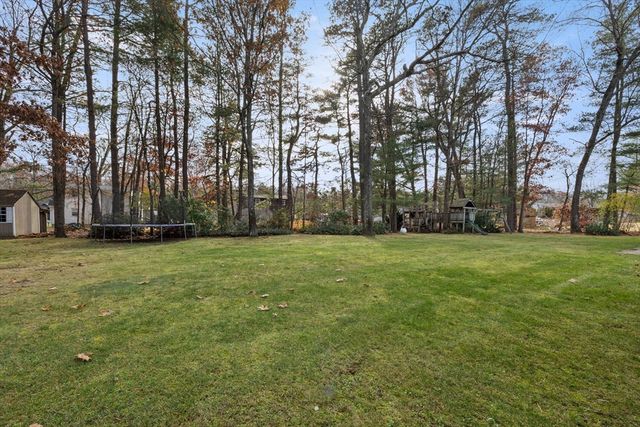 59 Campbell Dr, Easthampton, MA 01027