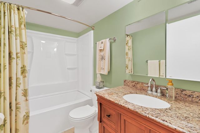 400 18th Street D3, Vero Beach, FL 32960