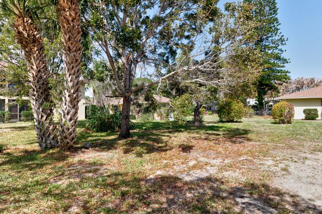 400 18th Street D3, Vero Beach, FL 32960