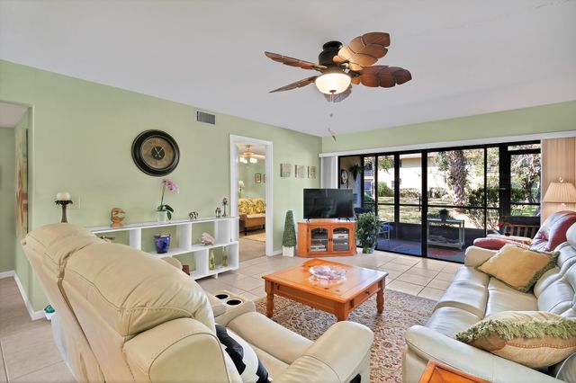 400 18th Street D3, Vero Beach, FL 32960