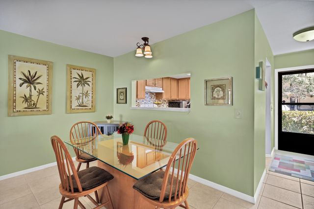 400 18th Street D3, Vero Beach, FL 32960