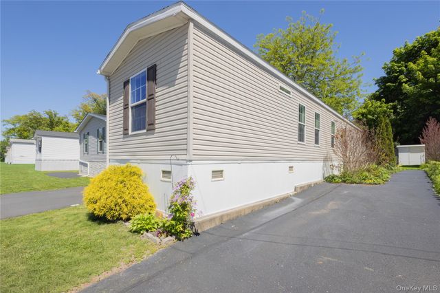 3 North Mountainview MHP, Stony Point, NY 10980