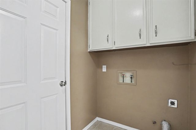 2911 S Ash Place, Broken Arrow, OK 74012