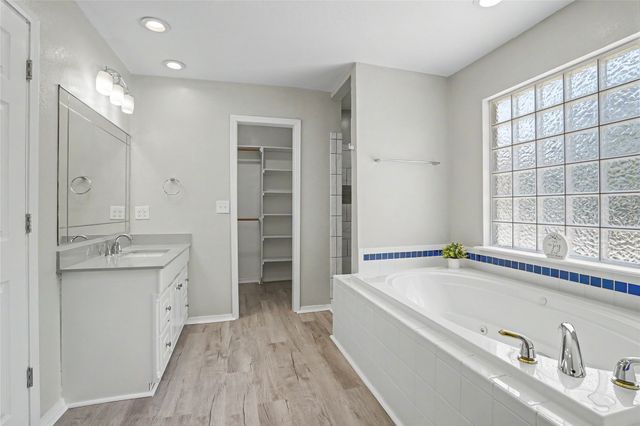 2911 S Ash Place, Broken Arrow, OK 74012