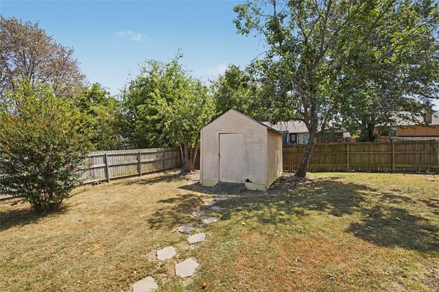 2911 S Ash Place, Broken Arrow, OK 74012