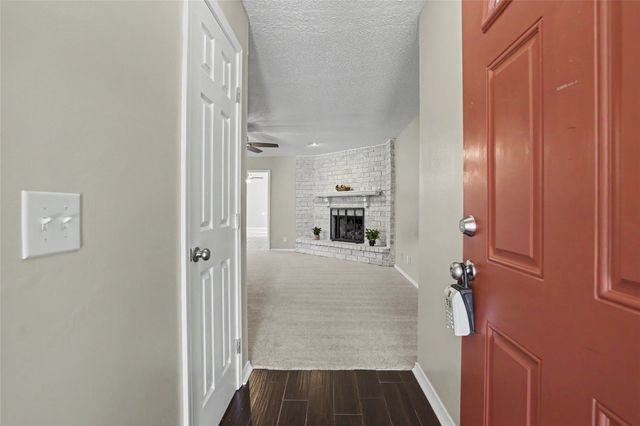 2911 S Ash Place, Broken Arrow, OK 74012
